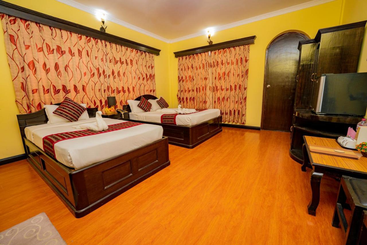 Hotel Bougainvillea Pokhara Dış mekan fotoğraf