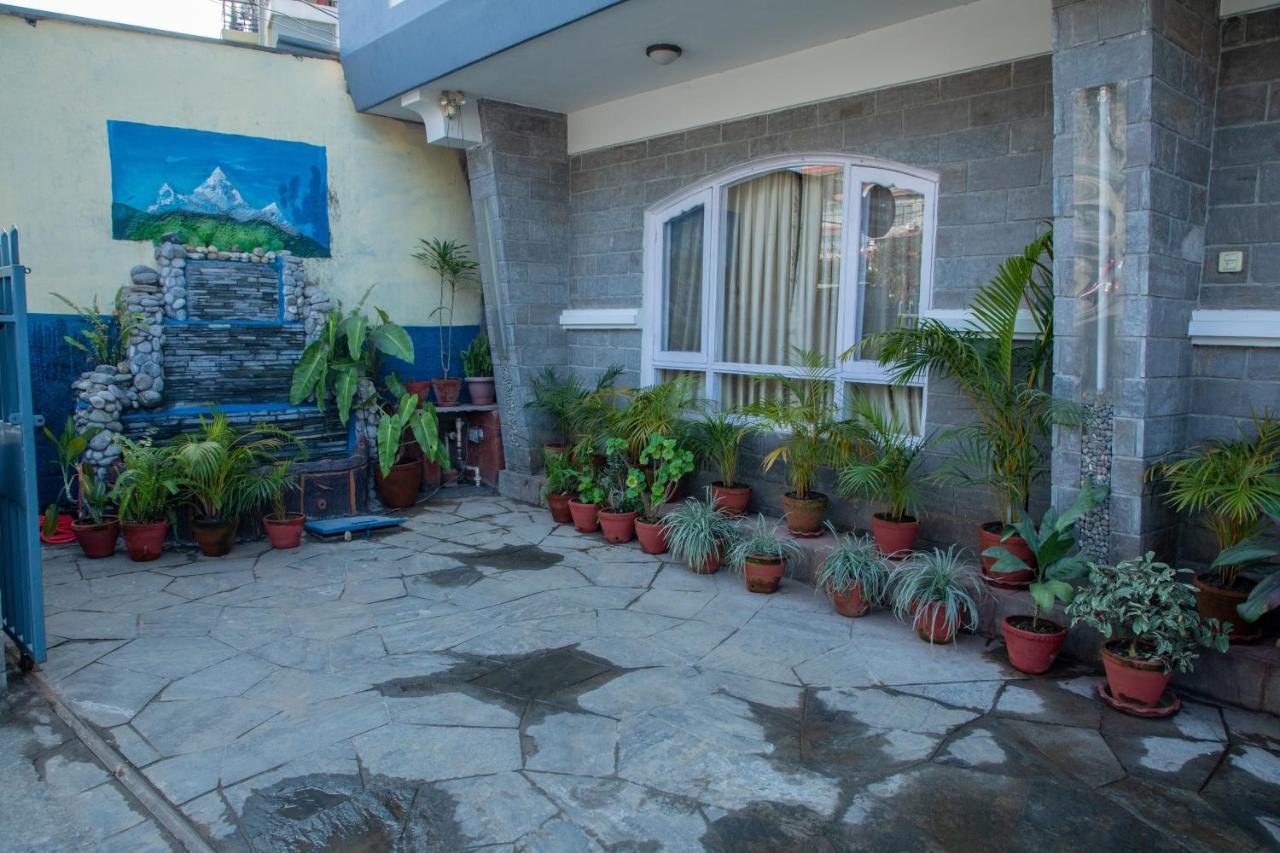 Hotel Bougainvillea Pokhara Dış mekan fotoğraf