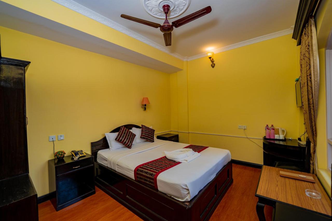 Hotel Bougainvillea Pokhara Dış mekan fotoğraf